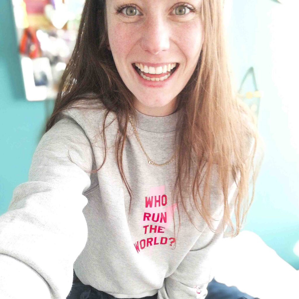 StephieAnn-gift-guide-sweatshirt