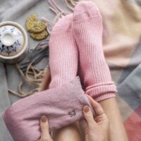 Pink-Cashmere-socks-Wheatbag-set-square.jpg
