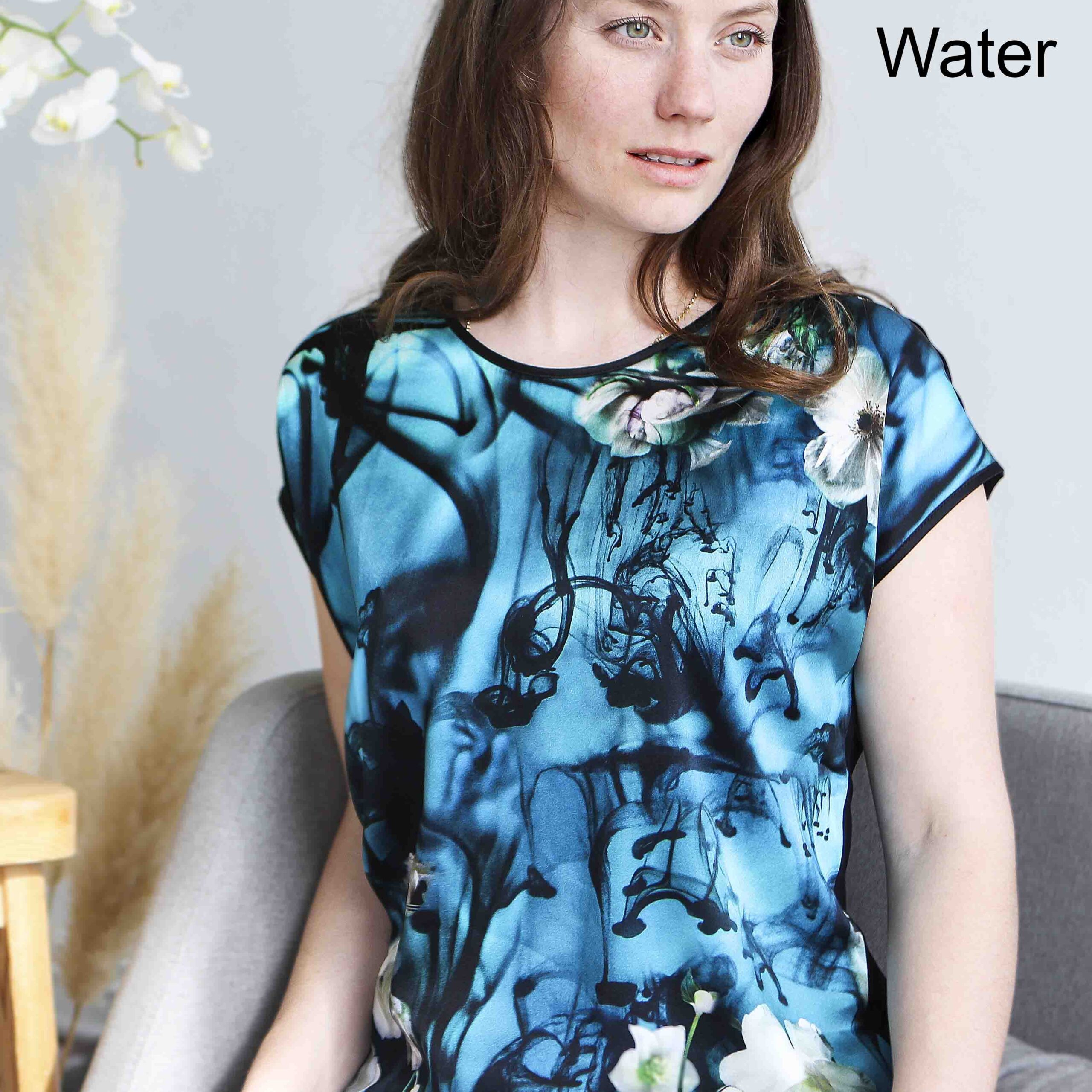 Silk Top And Cashmere Blanket Scarf Gift Set - Image 8