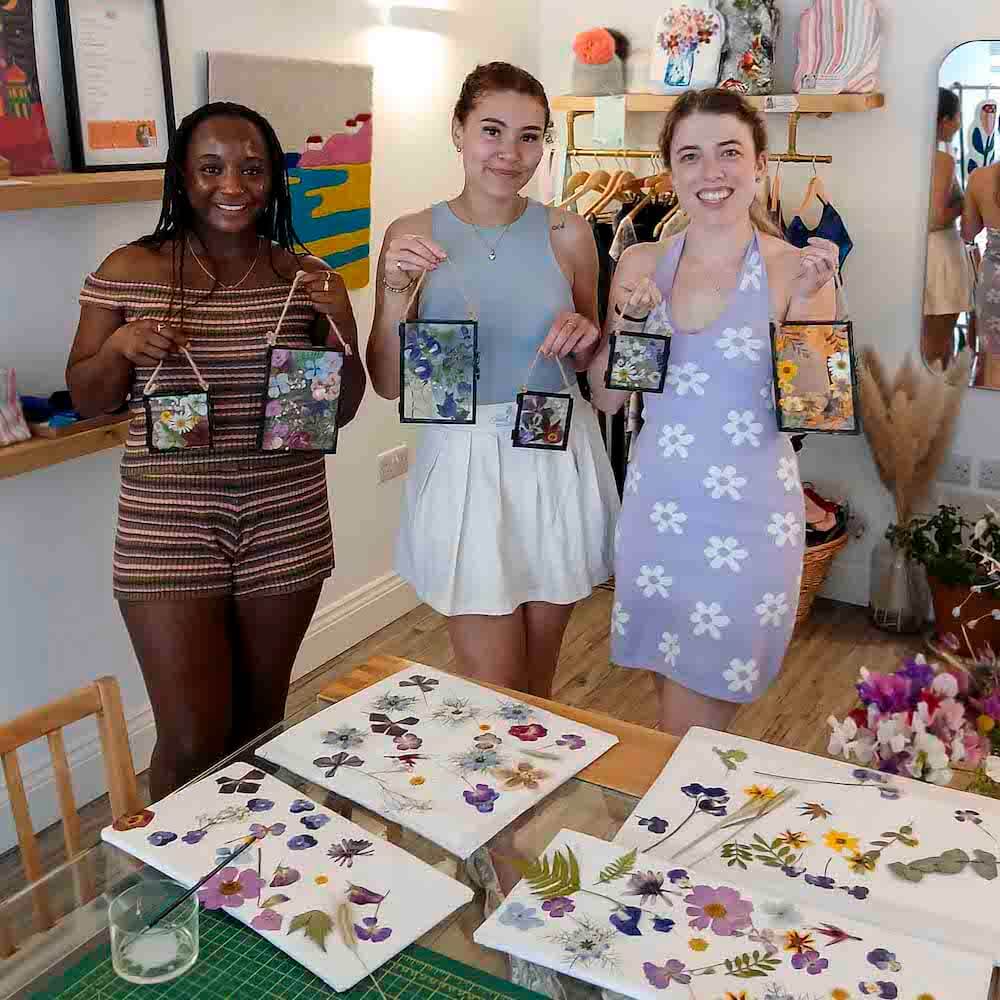 Pressed Flower Frames Workshop - Image 3